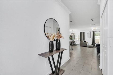 Adosado en venta en Kissimmee, Florida, 5 dormitorios, 201.41 m2 № 1873262 - foto 4