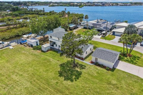 Villa ou maison à Port Richey, Floride 3 chambres, 203.08 m2 № 2137593