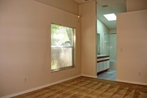House in Altamonte Springs, Florida 3 bedrooms, 105.54 sq.m. № 2402735 - photo 13
