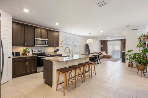 House in Haines City, Florida 3 bedrooms, 157.19 sq.m. № 2436870 - photo 10