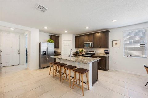 House in Haines City, Florida 3 bedrooms, 157.19 sq.m. № 2436870 - photo 12