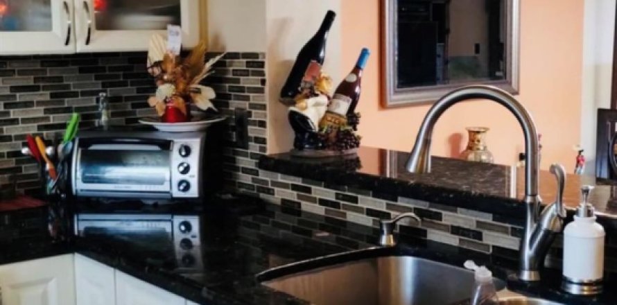 Condominio en Dania Beach, Florida, 2 dormitorios № 1172416