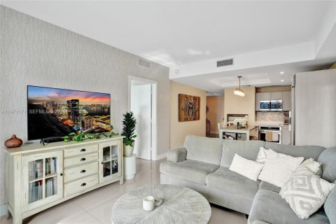 Купить кондоминиум в Майами, Флорида 1 спальня, 78.32м2, № 2032239 - фото 9