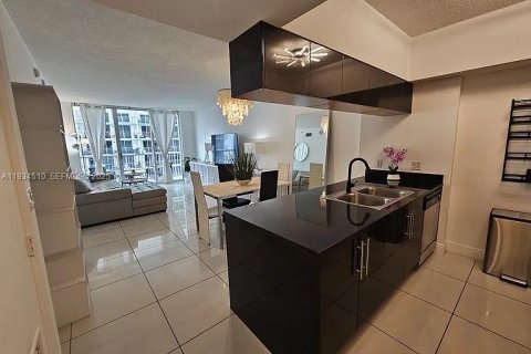 Copropriété à louer à Miami, Floride: 1 chambre, 76.64 m2 № 1993001 - photo 6
