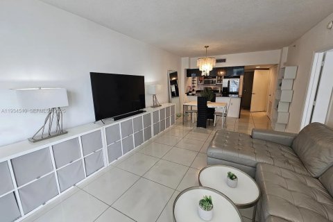 Copropriété à louer à Miami, Floride: 1 chambre, 76.64 m2 № 1993001 - photo 14
