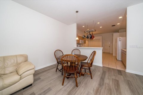 House in Wesley Chapel, Florida 3 bedrooms, 149.29 sq.m. № 1525365 - photo 8