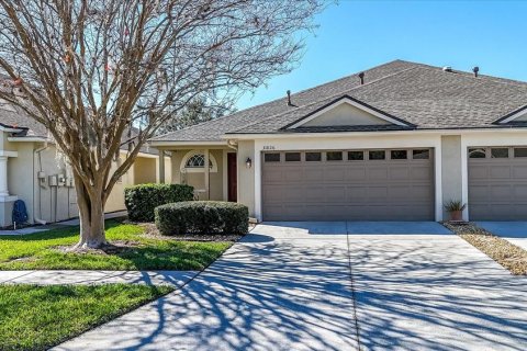 House in Wesley Chapel, Florida 3 bedrooms, 149.29 sq.m. № 1525365 - photo 1