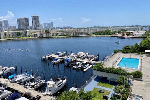 Copropriété à louer à Aventura, Floride: 2 chambres, 145.39 m2 № 1713024 - photo 26