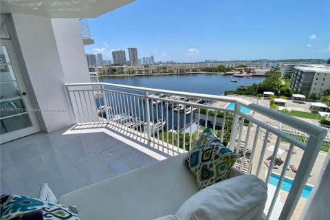 Copropriété à louer à Aventura, Floride: 2 chambres, 145.39 m2 № 1713024 - photo 20