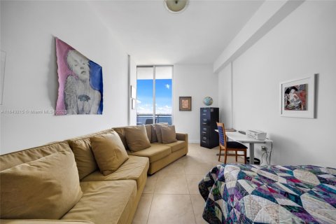 Condominio en venta en North Bay Village, Florida, 2 dormitorios, 135.45 m2 № 1847759 - foto 28