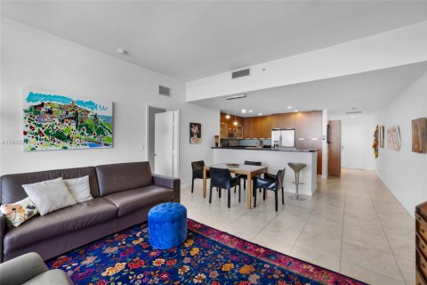 Condominio en venta en North Bay Village, Florida, 2 dormitorios, 135.45 m2 № 1847759 - foto 7