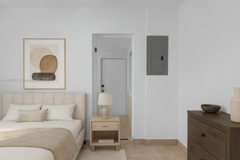 Casa en alquiler en Miami, Florida, 3 dormitorios, 161.46 m2 № 1972076 - foto 14