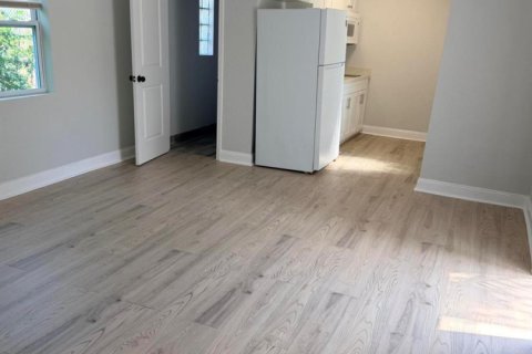Immobilier commercial à West Palm Beach, Floride 1 chambre, 114.27 m2 № 2319318