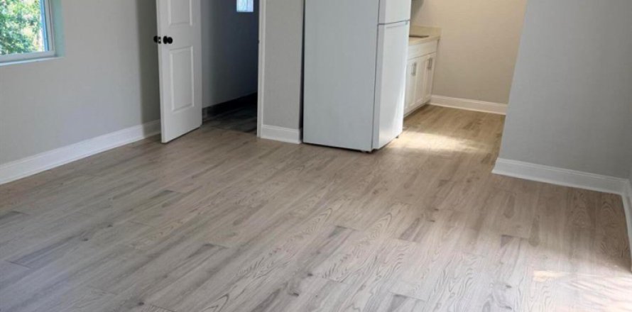 Immobilier commercial à West Palm Beach, Floride 1 chambre, 114.27 m2 № 2319318