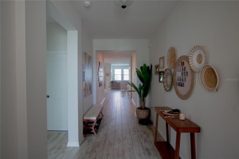 Casa en venta en DeBary, Florida, 4 dormitorios, 205.41 m2 № 2385715 - foto 4