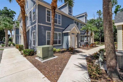 Condo in Sarasota, Florida, 3 bedrooms  № 2230932 - photo 5