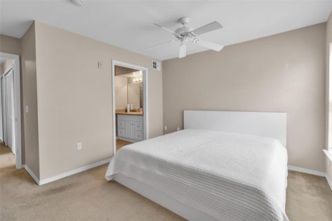 Condo in Sarasota, Florida, 3 bedrooms  № 2230932 - photo 24