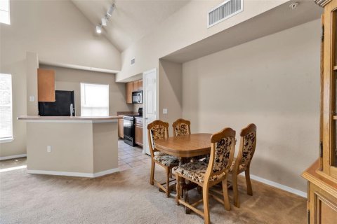 Condo in Sarasota, Florida, 3 bedrooms  № 2230932 - photo 16