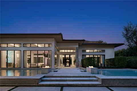 House in Pinecrest, Florida 5 bedrooms, 945.56 sq.m. № 1766672 - photo 7