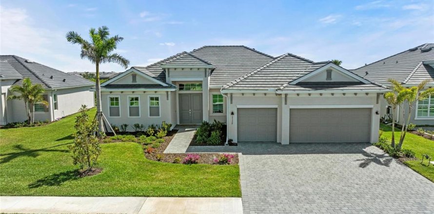 House in WELLEN PARK in Venice, Florida 3 bedrooms, 246.28 sq.m. № 1628245