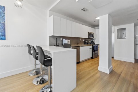 Copropriété à louer à Miami Beach, Floride: 1 chambre, 51.1 m2 № 2035725 - photo 5