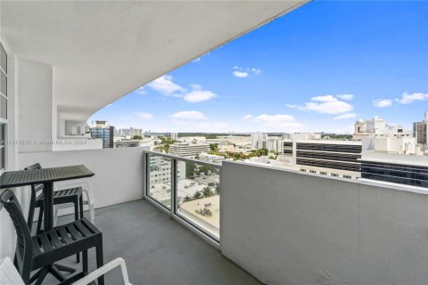 Copropriété à louer à Miami Beach, Floride: 1 chambre, 51.1 m2 № 2035725 - photo 14