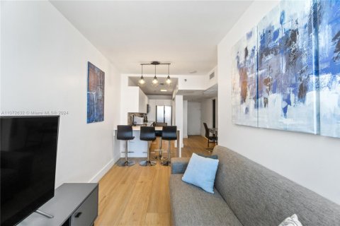 Copropriété à louer à Miami Beach, Floride: 1 chambre, 51.1 m2 № 2035725 - photo 3