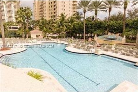 Condo in Aventura, Florida, 3 bedrooms  № 1787101 - photo 7
