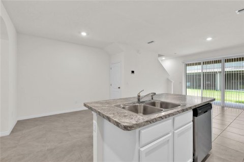 Townhouse in Davenport, Florida 3 bedrooms, 159.79 sq.m. № 1850258 - photo 18