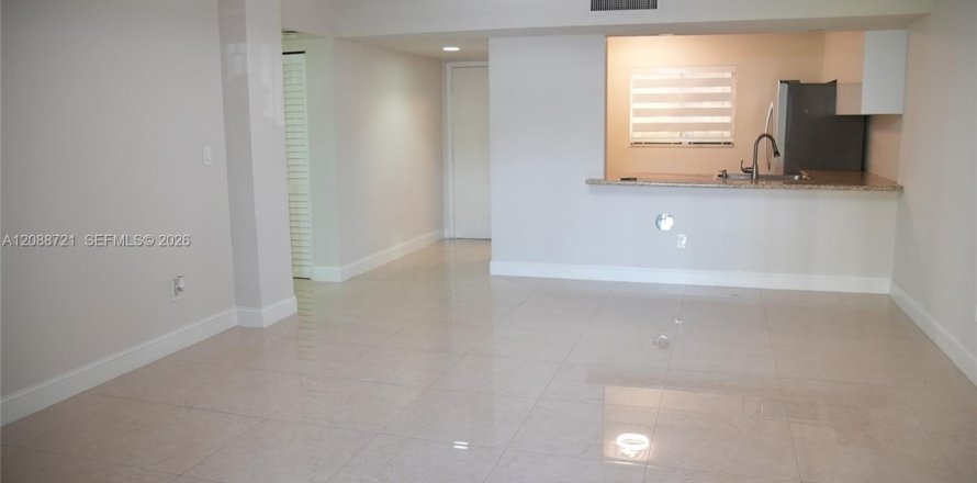Condo à Miami, Floride, 2 chambres  № 2365921
