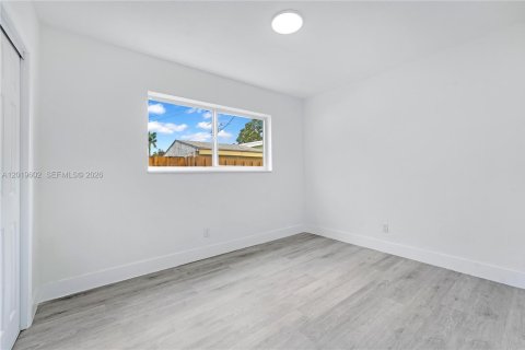 Casa en venta en Dania Beach, Florida, 4 dormitorios, 143.16 m2 № 2087787 - foto 13