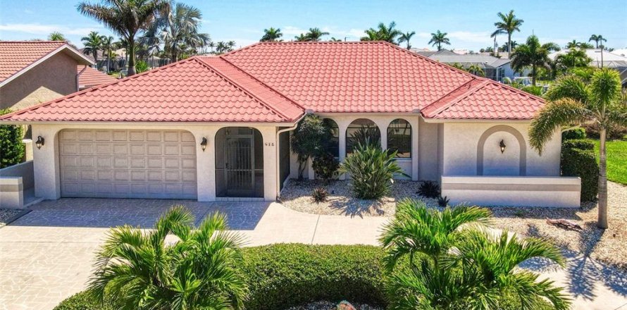 Casa en Punta Gorda, Florida 3 dormitorios, 203.46 m2 № 1587696