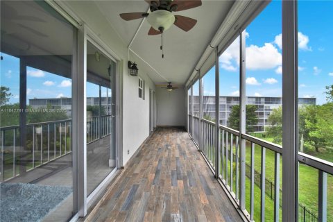 Condominio en venta en Hollywood, Florida, 2 dormitorios, 92.16 m2 № 1836690 - foto 26