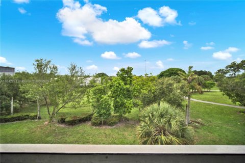 Condominio en venta en Hollywood, Florida, 2 dormitorios, 92.16 m2 № 1836690 - foto 29