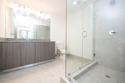 Купить кондоминиум в Дорал, Флорида 2 спальни, 94.39м2, № 2061464 - фото 16