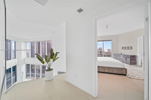 Copropriété à vendre à Miami, Floride: 3 chambres, 224.36 m2 № 1704493 - photo 10