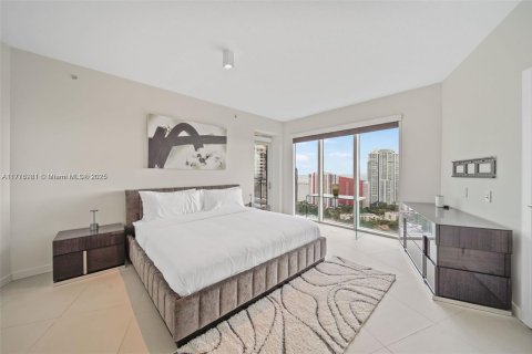 Copropriété à vendre à Miami, Floride: 3 chambres, 224.36 m2 № 1704493 - photo 18