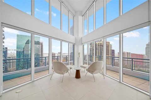 Copropriété à vendre à Miami, Floride: 3 chambres, 224.36 m2 № 1704493 - photo 1