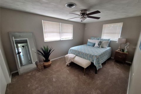 House in Englewood, Florida 3 bedrooms, 115.57 sq.m. № 1530526 - photo 14