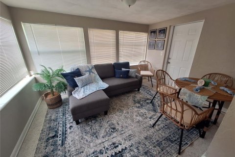 House in Englewood, Florida 3 bedrooms, 115.57 sq.m. № 1530526 - photo 7