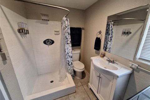 House in Englewood, Florida 3 bedrooms, 115.57 sq.m. № 1530526 - photo 12