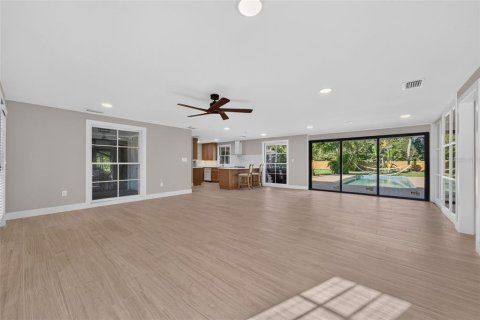 Villa ou maison à vendre à Placida, Floride: 4 chambres, 215.07 m2 № 2430315 - photo 12