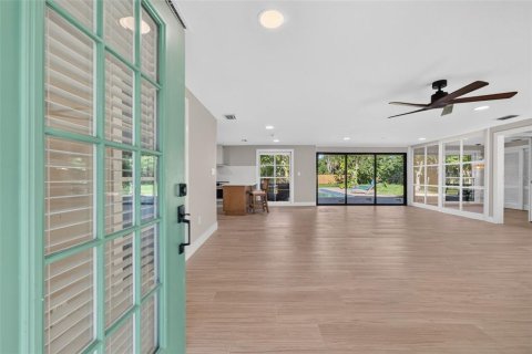 Villa ou maison à vendre à Placida, Floride: 4 chambres, 215.07 m2 № 2430315 - photo 5