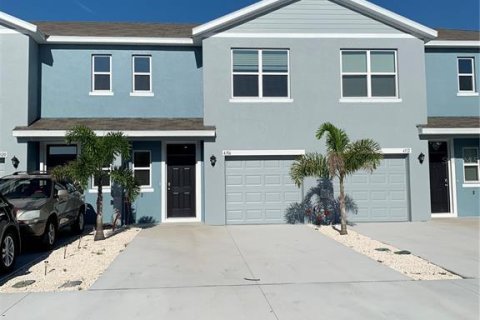 Townhouse in Bradenton, Florida 3 bedrooms, 136.01 sq.m. № 1883895 - photo 1