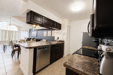 Condominio en venta en Kissimmee, Florida, 3 dormitorios, 119.57 m2 № 2155750 - foto 8