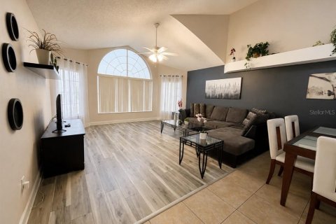 Condominio en venta en Kissimmee, Florida, 3 dormitorios, 119.57 m2 № 2155750 - foto 5