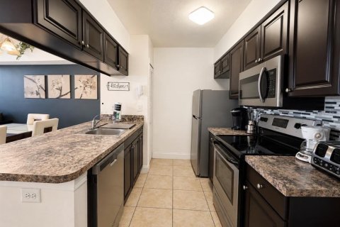 Condominio en venta en Kissimmee, Florida, 3 dormitorios, 119.57 m2 № 2155750 - foto 9