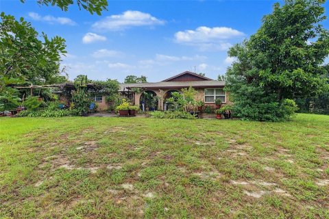 Casa en venta en New Port Richey, Florida, 4 dormitorios, 274.8 m2 № 2410026 - foto 3