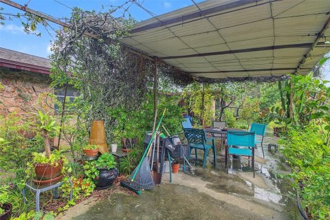 Casa en venta en New Port Richey, Florida, 4 dormitorios, 274.8 m2 № 2410026 - foto 9