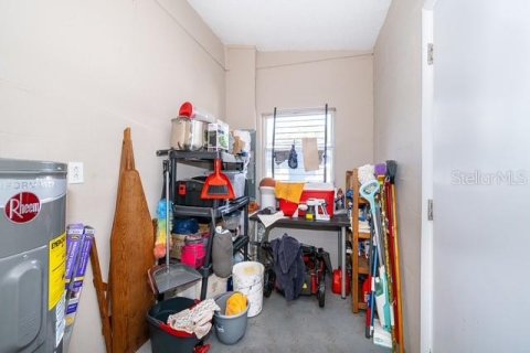 House in Orlando, Florida 3 bedrooms, 130.06 sq.m. № 2215366 - photo 22